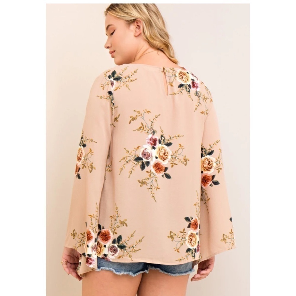 Entro Beige Floral Bell Sleeve Blouse - Picture 2 of 6